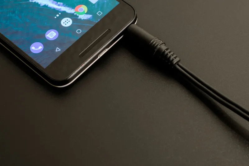 Promised Hours, Actual Minutes: The Truth Behind Battery Life Claims